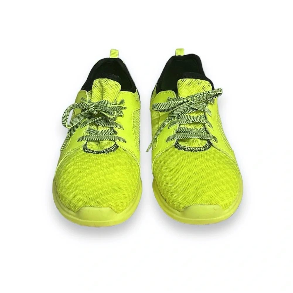 ARIAT Fuse Athletic Shoes
